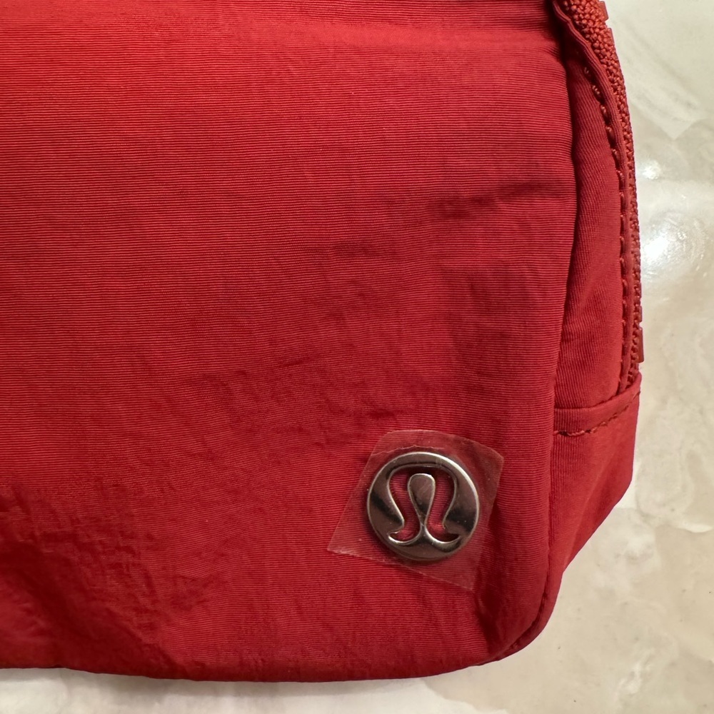 NWT Lululemon Everywhere Belt Bag Terra Orange - Picture 5 of 7